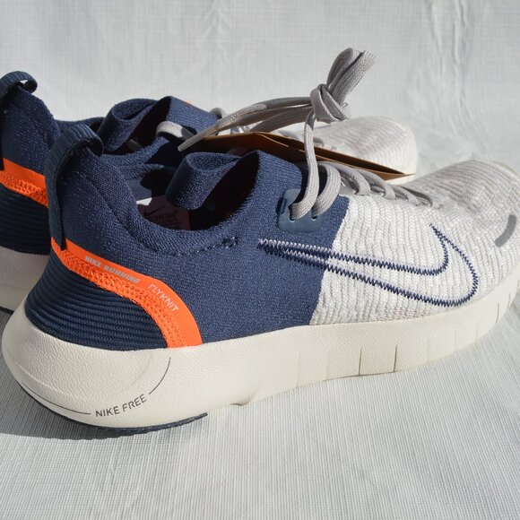 Nike Men's Blue Free Run Flyknit Size M 7.5 and W 9 (New) - Picture 7 of 12